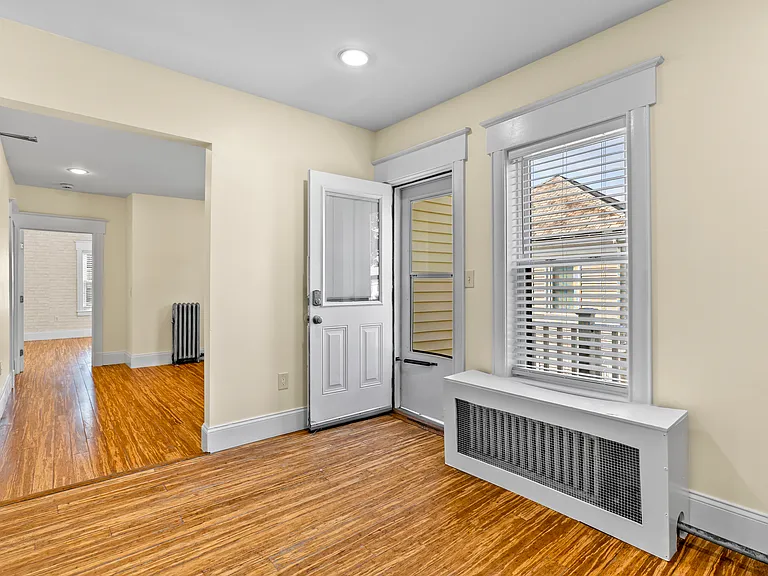 35 Payne St #2 — Photo 6