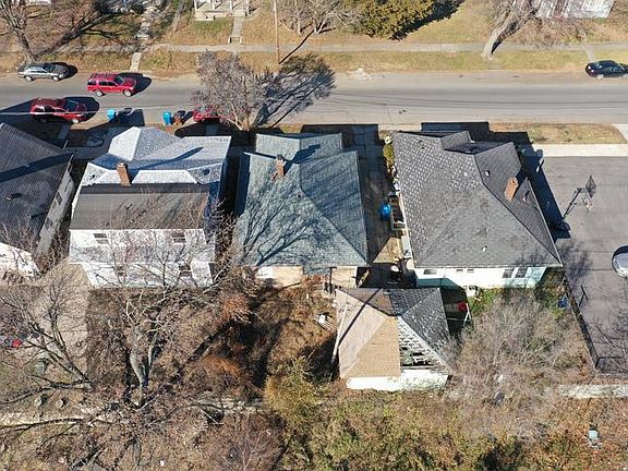 4th image of 215 E Linden Ave