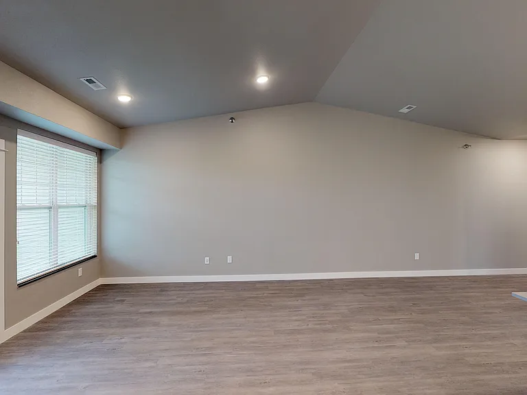 Maple Wood Townhomes — Photo 31