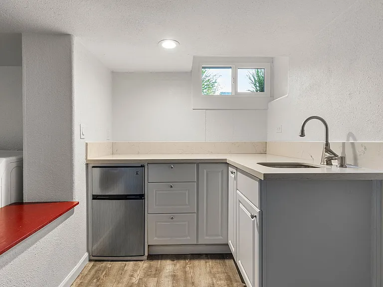 3315 SE Cesar Estrada Chavez Blvd — Photo 23