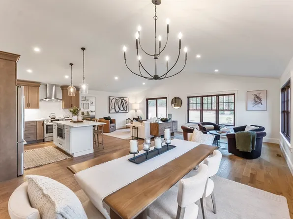 46 Sandwich Rd #3, Plymouth, MA 02360