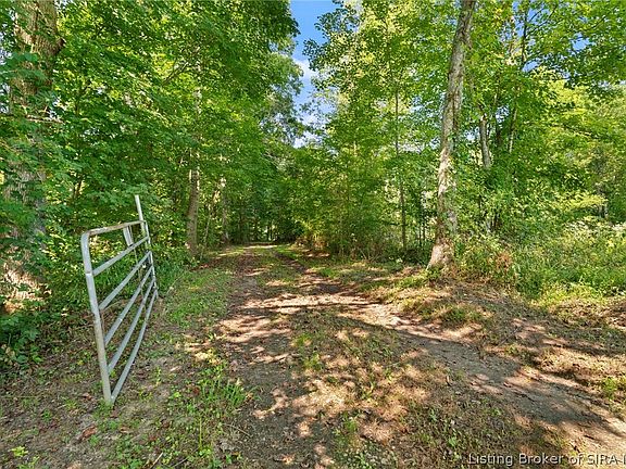 4th image of 644 E Camp Jerry Road