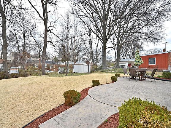 4th image of 1217 Kurt Ave
