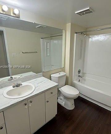 4th image of 3182 Coral Lake Ln Unit 3182