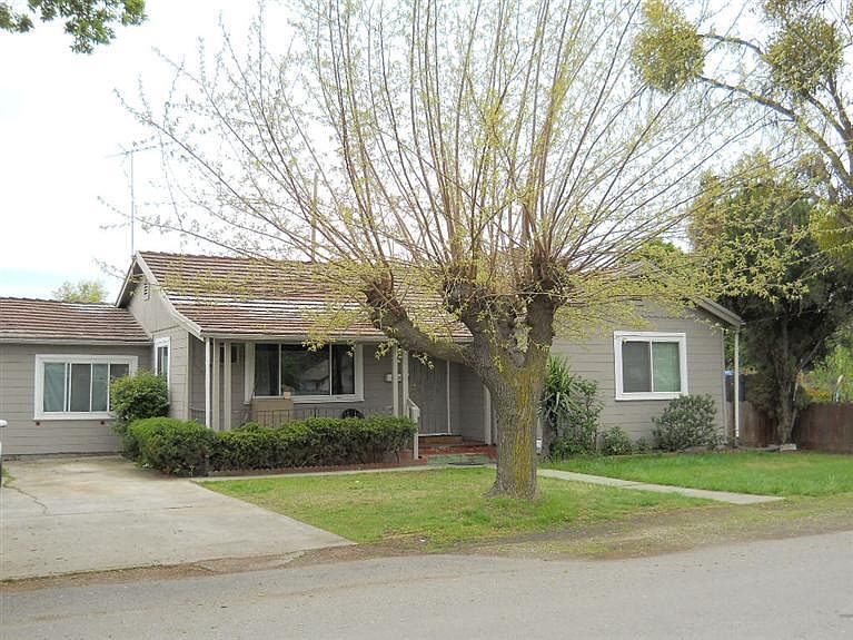 1st image of 3738 Guernsey Ave