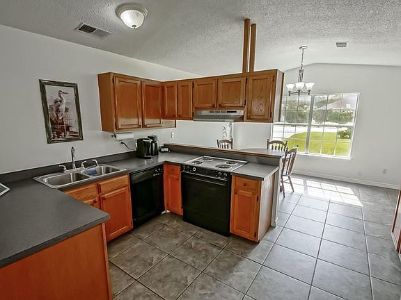 5th image of 42144 Cottonwood Dr