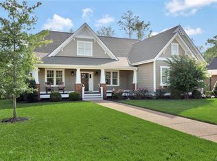 1954 Farnborough Dr, Midlothian, VA 23112