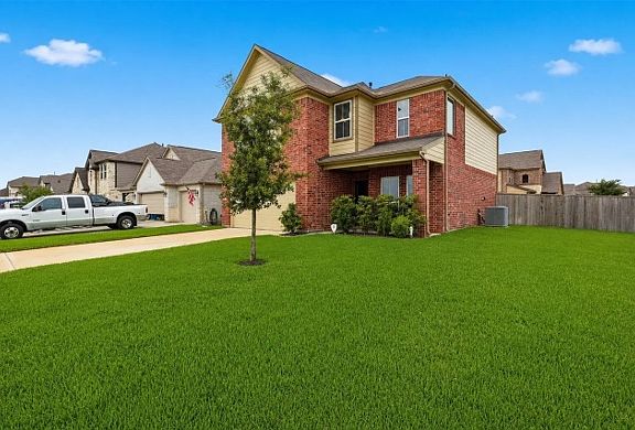 2nd image of 128 Shining Point Dr