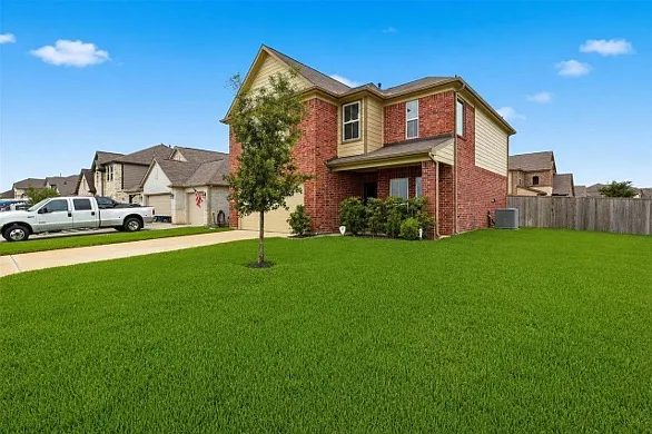 128 Shining Point Dr — Photo 2