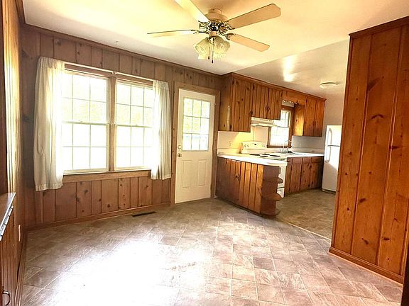 5th image of 1523 Courthouse Rd