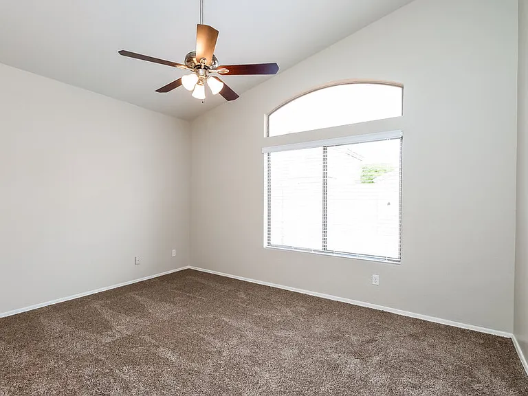 10036 E Capri Ave — Photo 8