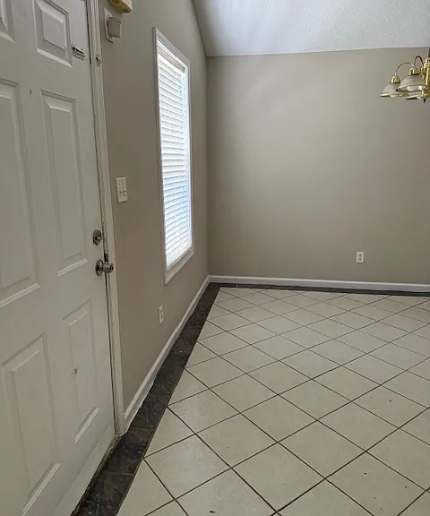 1942 Patterson Park Dr — Photo 6