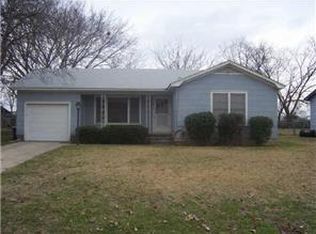 603 Walter Rd, Gainesville, TX 76240