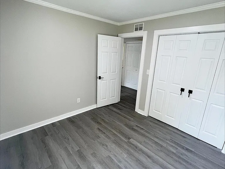 727 E Lenoir St #5A — Photo 9