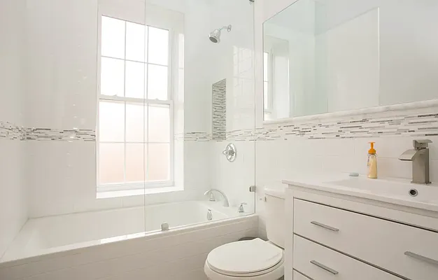 Rented by Chris Stewart, LREB | media 37