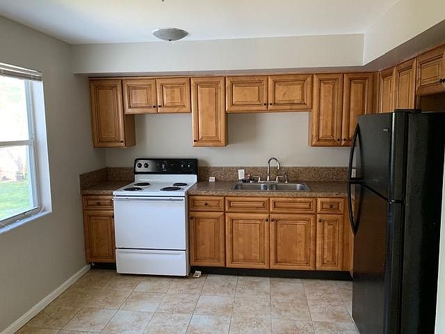 2nd image of 6580 Moret Dr S