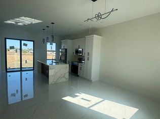 217 Pembroke St, Lehigh Acres, FL 33974