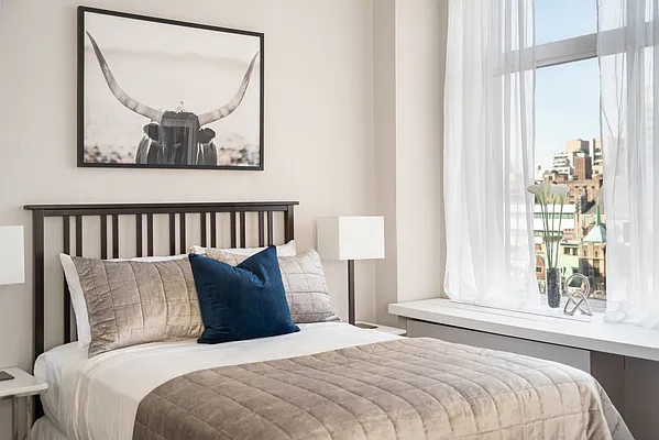 Sold by Compass | media 8