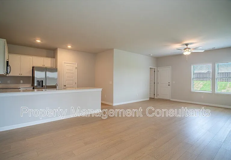 22845 Dashwood Ln — Photo 12