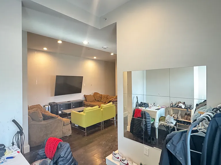 1 Cedar St #1 — Photo 18