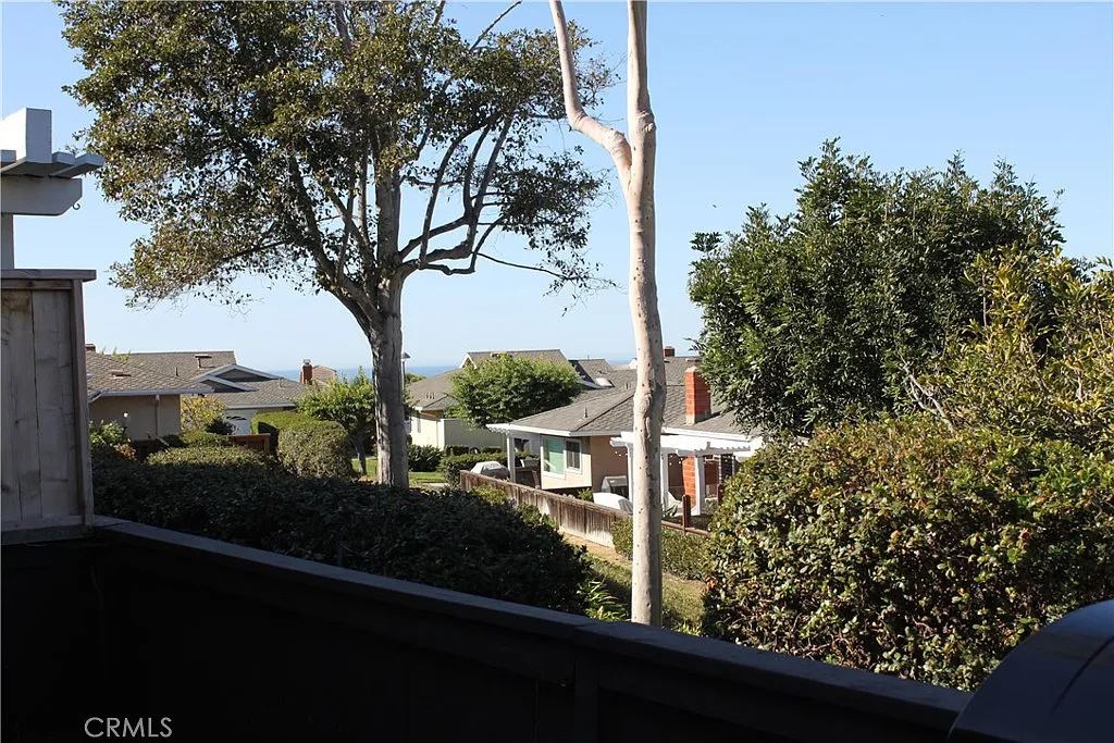 2 bed, 1409 sqft, $3,900 — Photo 2