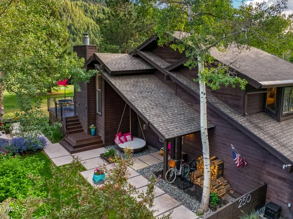 250 Larkspur Ln #E, Avon, CO 81620