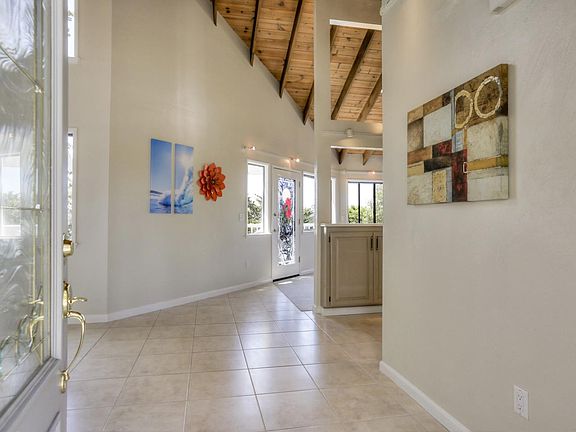 3rd image of 414 Vista Del Mar Dr