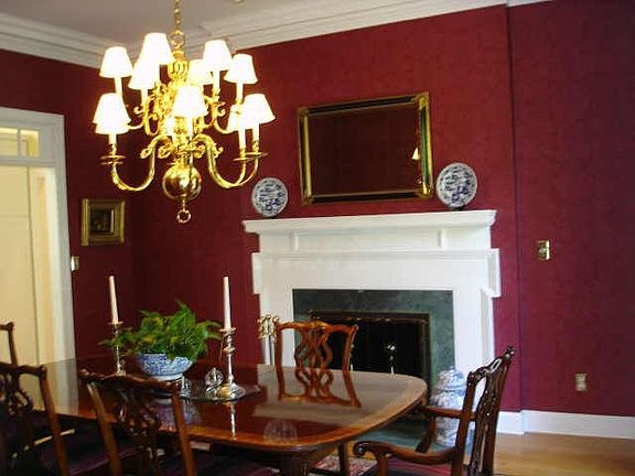 Formal dining room