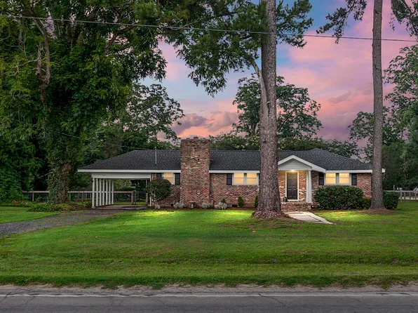 952 W Main St, Harleyville, SC 29448