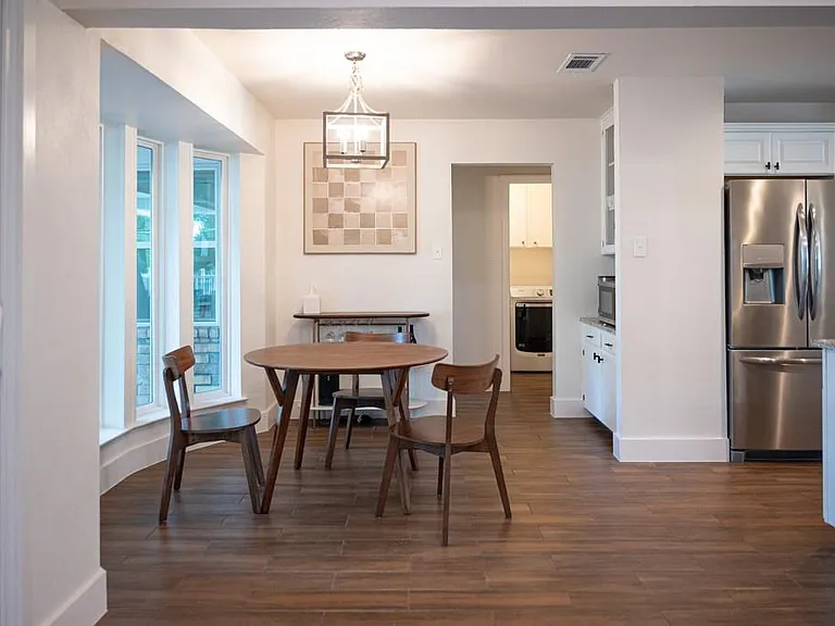2237 Norwood Dr — Photo 12