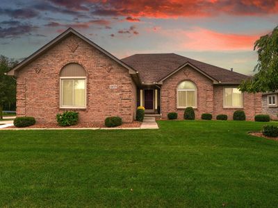 48075 Tonawonda Dr, Macomb, MI, 48044