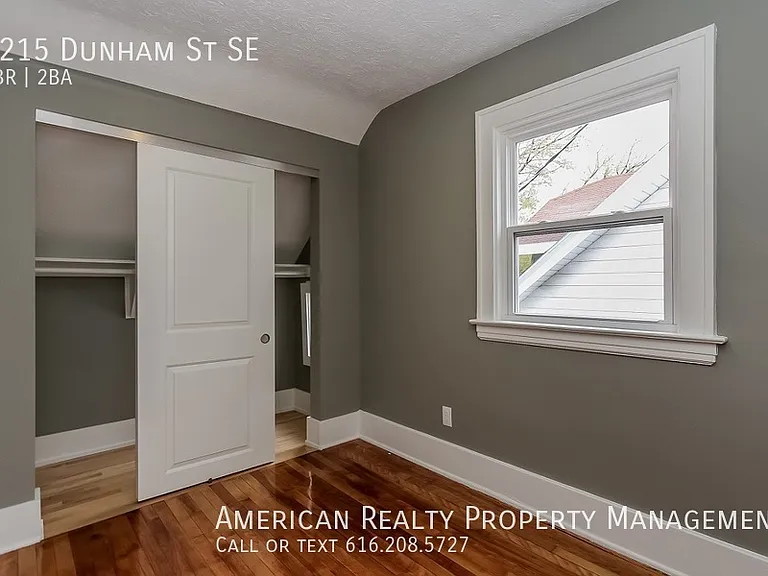 1215 Dunham St SE — Photo 10