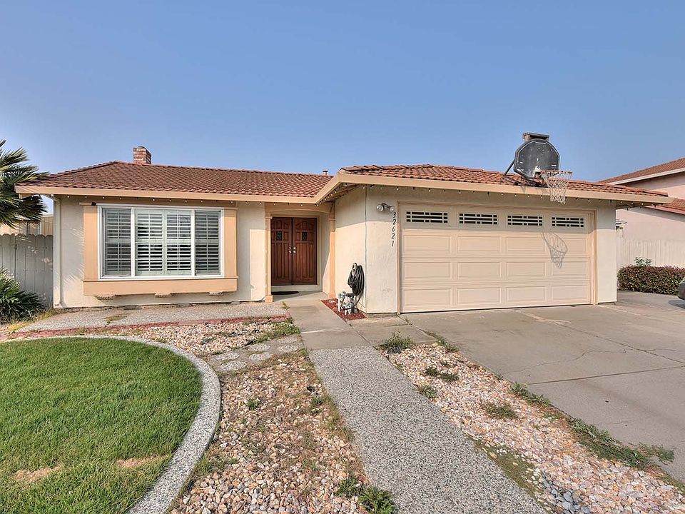 1st image of 32621 Muirwood Dr