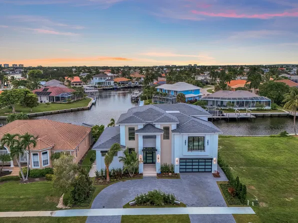 1858 Apataki Ct, Marco Island, FL 34145
