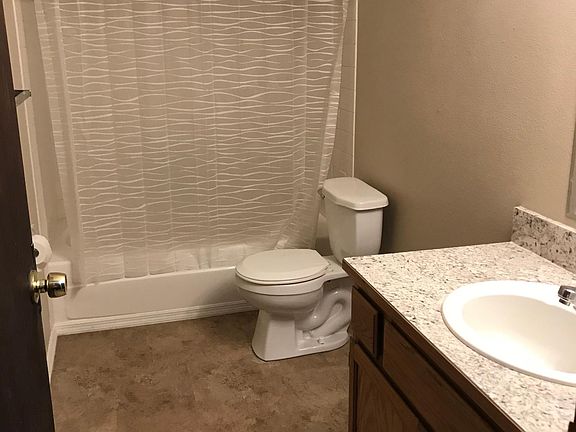 Main bathroom