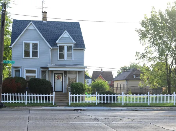 5738 Van Dyke St, Detroit, MI 48213