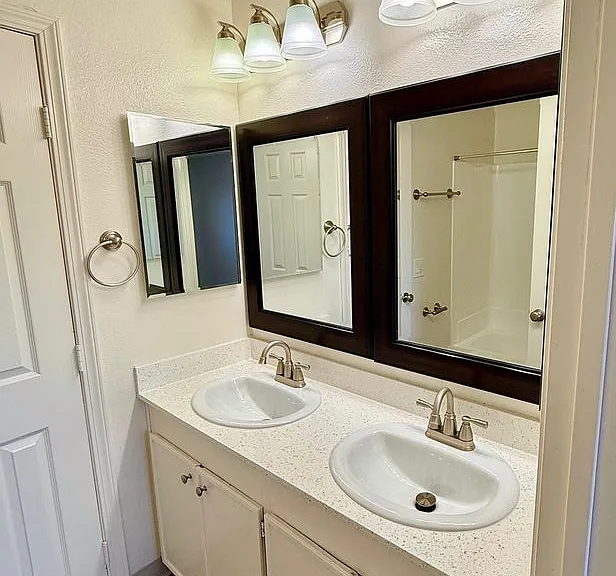 Anza Oaks Apartments — Photo 49