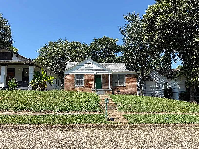 2 bed, 880 sqft, $900 — Photo 4