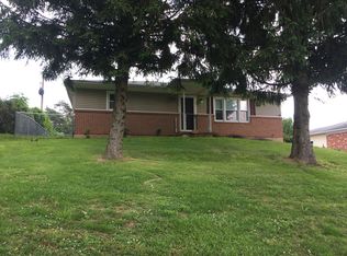 825 Pheasant Rd, Harrisburg, PA 17112