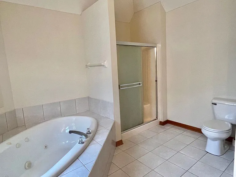 780 Sigmund Rd — Photo 13