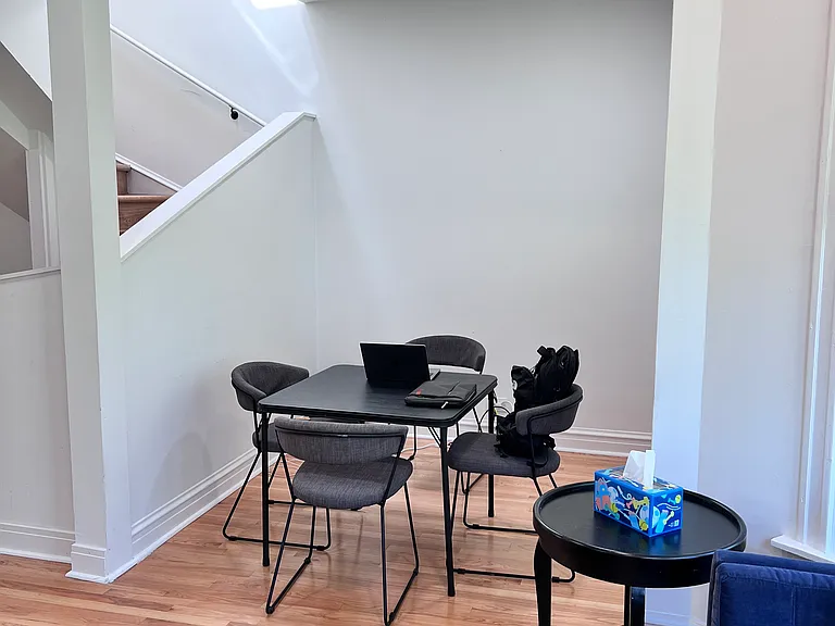 1447 W Fletcher St #2F — Photo 11