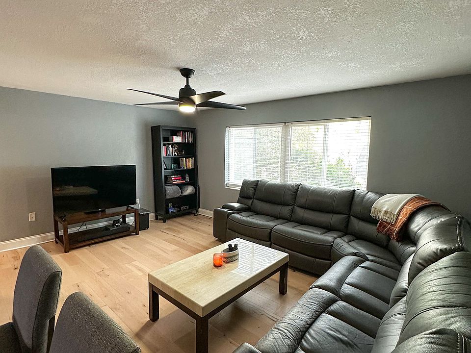 1st image of 210 5th Ave S Unit 207