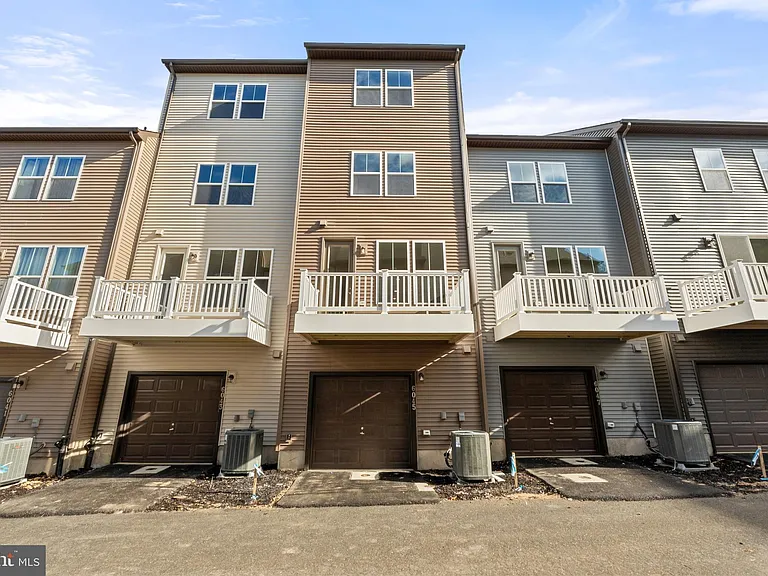6045 Soho Way — Photo 27