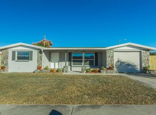 2034 Maureen Dr, Holiday, FL 34690