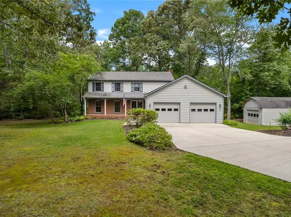 14001 Rhine Ct, Seneca, SC 29672