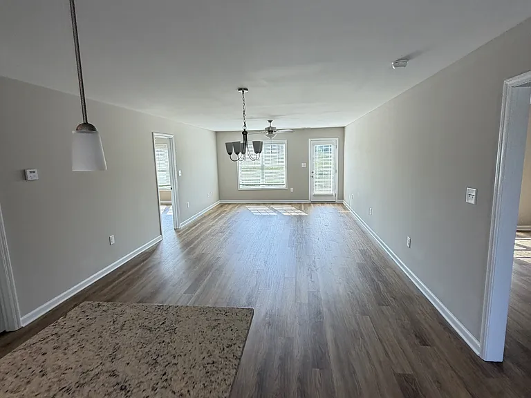 835 Middleton Rd — Photo 2
