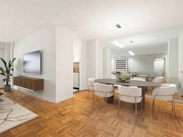 70 East 10th Street image 5 of 21