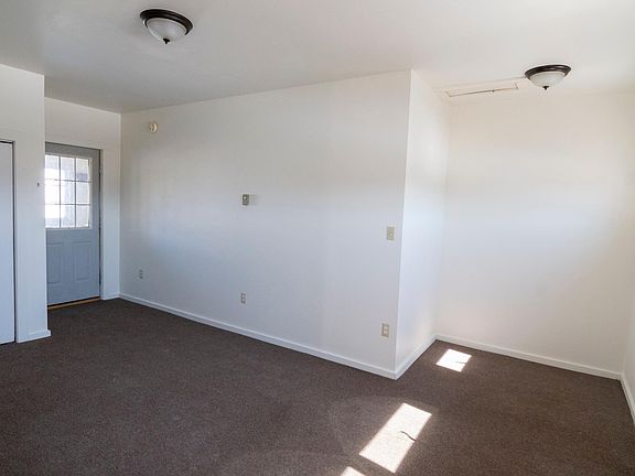 3rd image of 2726 Main St