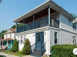 122-124 Hamden Cir, Quincy, MA 02170