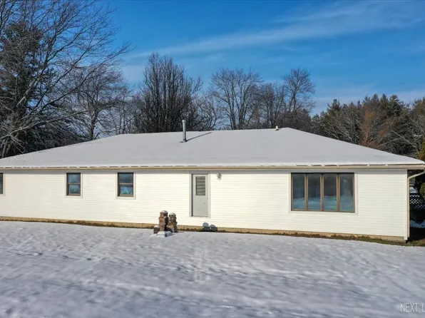 18802 McGuire Rd, Harvard, IL 60033